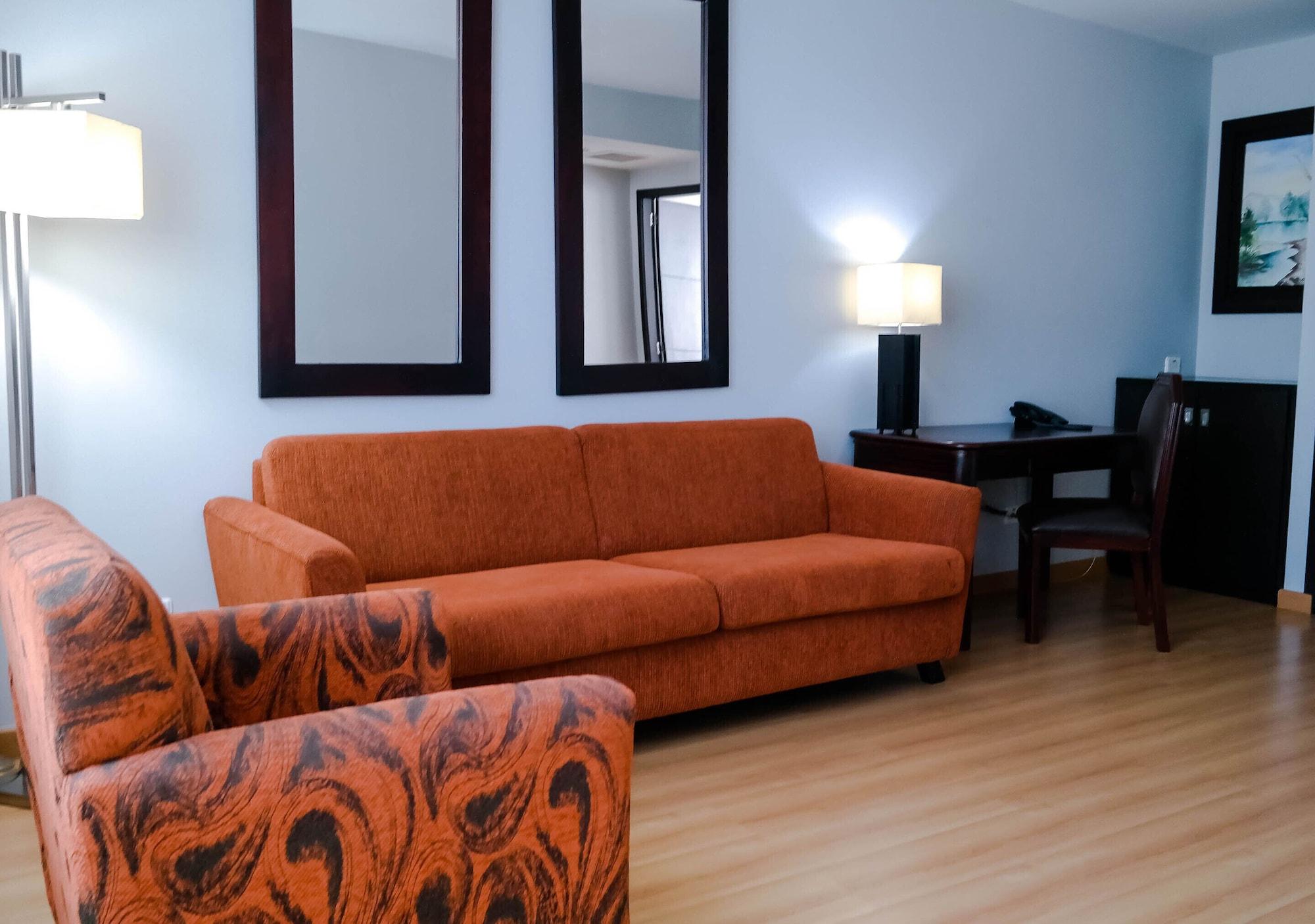 Hotel Internacional La Triada Букараманга Екстериор снимка