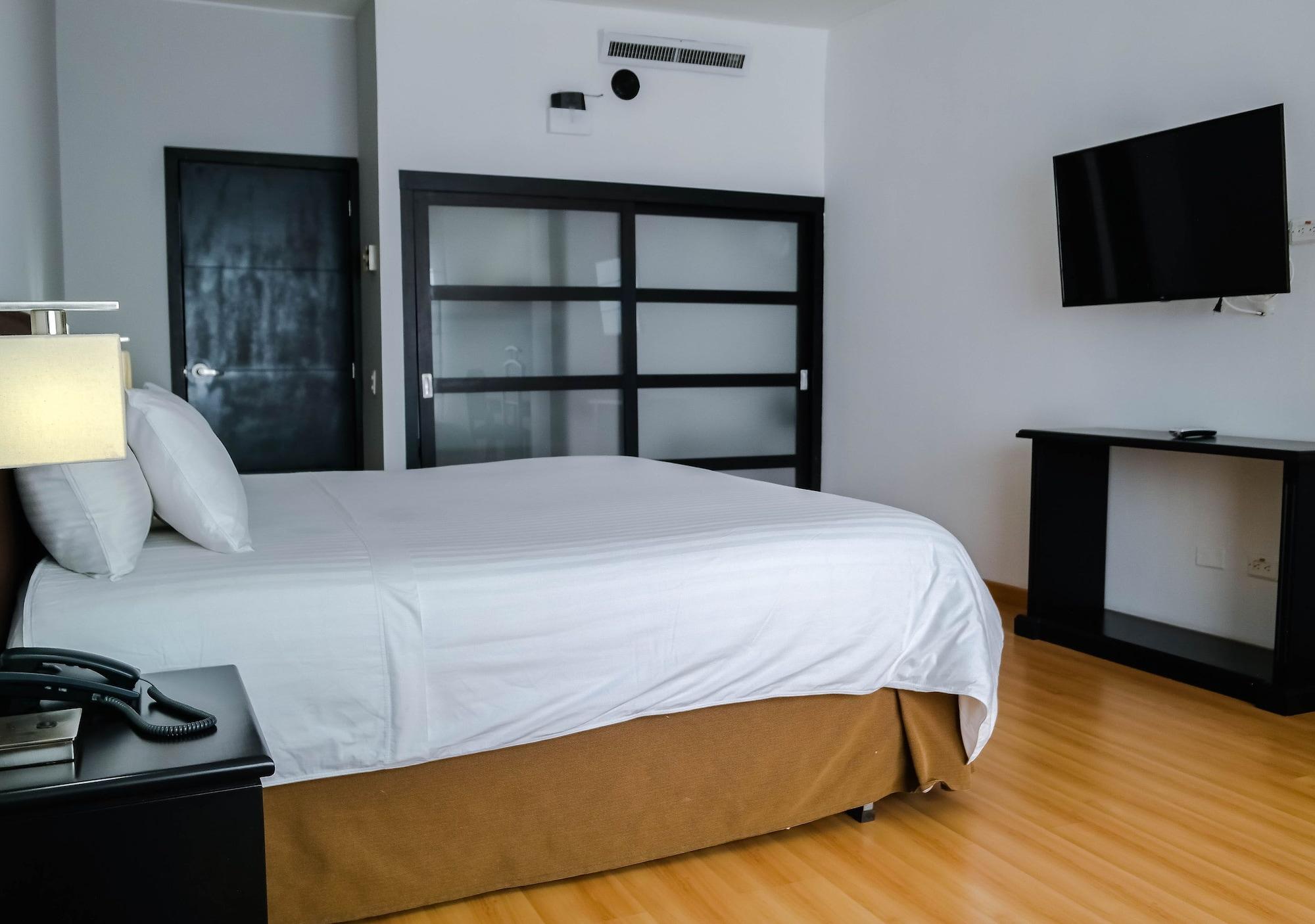 Hotel Internacional La Triada Букараманга Екстериор снимка