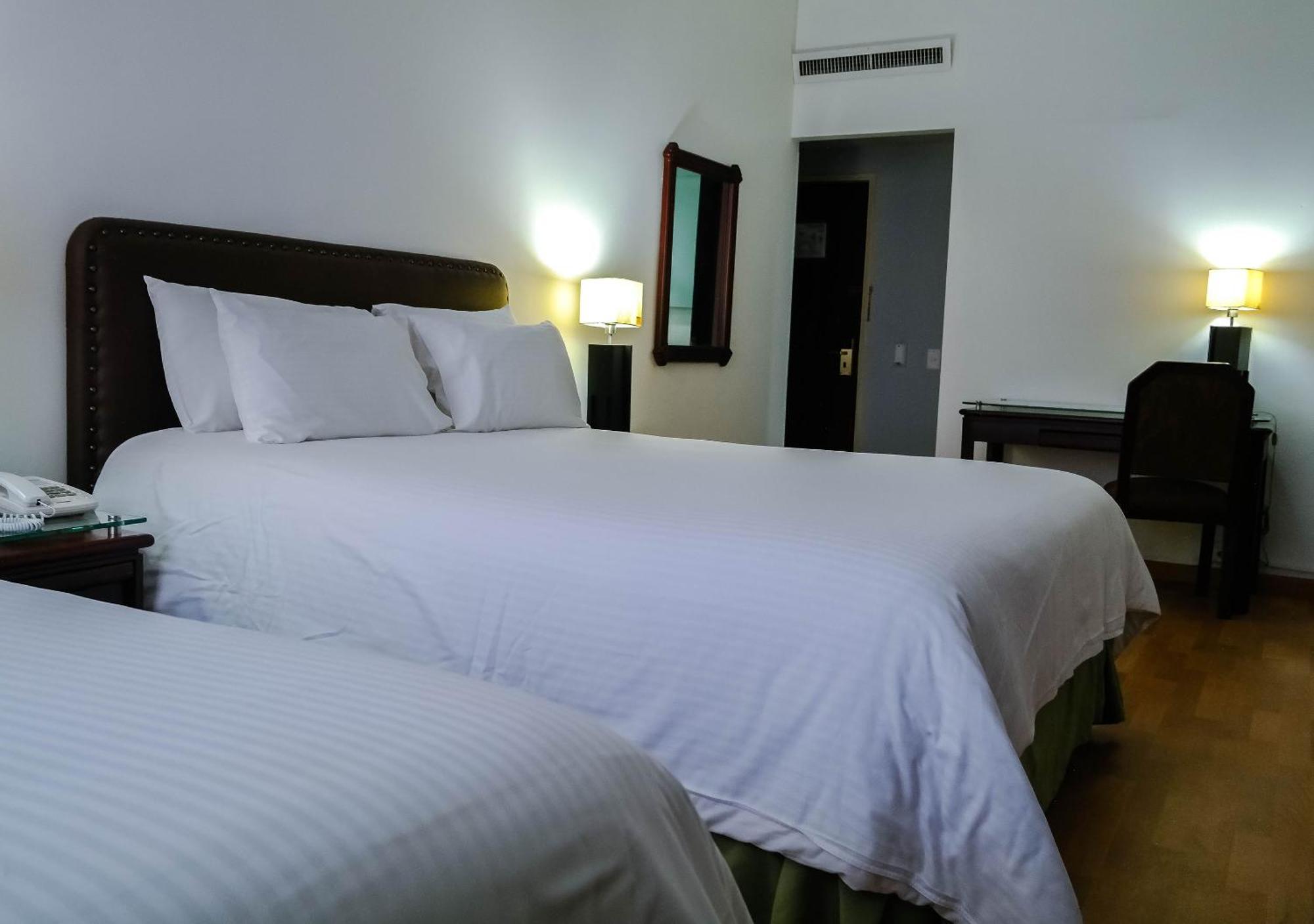 Hotel Internacional La Triada Букараманга Стая снимка